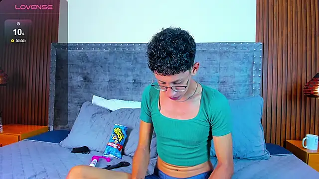 alan bless18 online show from November 27, 7:05 pm