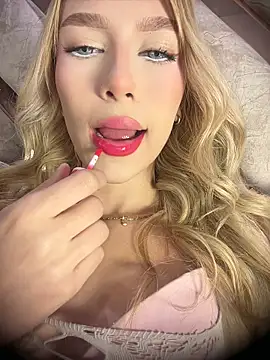 valeryfox   online show from June 12, 11:57 pm