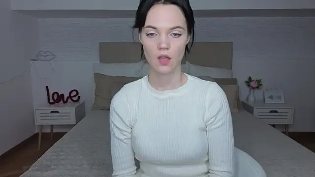 Camila 777  online show from December 1, 10:26 pm