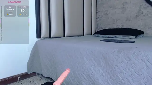 Alise-Mason online show from November 21, 11:58 pm