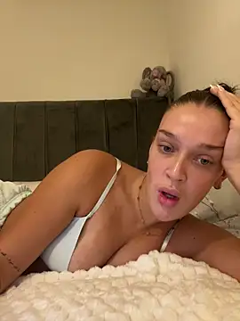 Kerysmae online show from November 29, 7:28 pm