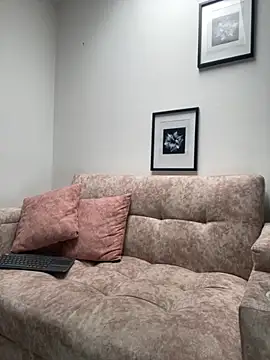 Madisonlaraa online show from November 28, 7:38 pm