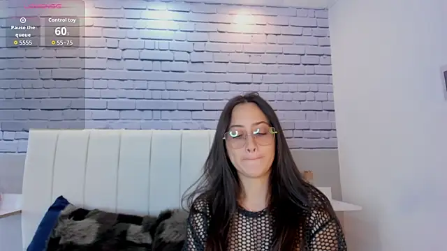 SophieeMoore online show from February 4, 1:39 pm