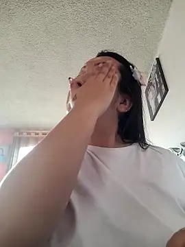 Venus 22 online show from December 3, 1:42 pm