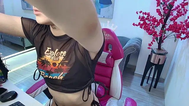Emily andrews online show from May 14, 8:04 pm