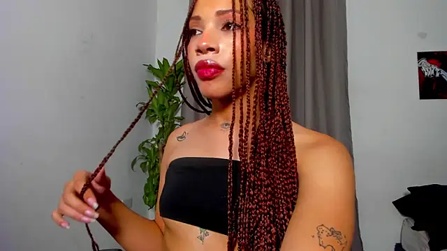 Snapshot of Catty_Noir chatting on January 8, 10:01 pm Catty Noir online show from January 8, 10:01 pm