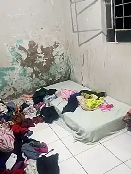 esthefany    putinha online show from November 22, 1:48 am