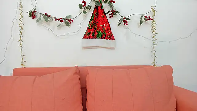 madison jones  online show from November 27, 8:44 pm