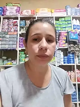 Snapshot of MIA-LARIOS chatting on May 12, 10:18 pm MIA-LARIOS online show from May 12, 10:18 pm