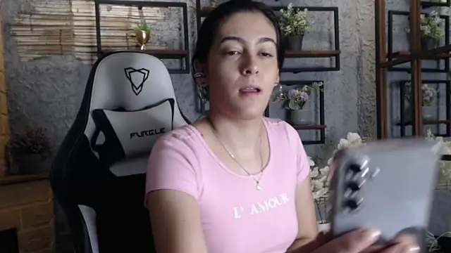 Teasybabe online show from December 3, 12:14 pm