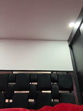  scarleth lux online show from December 3, 8:29 pm