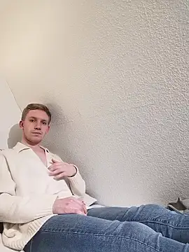 Hannah9708 online show from January 10, 8:43 pm