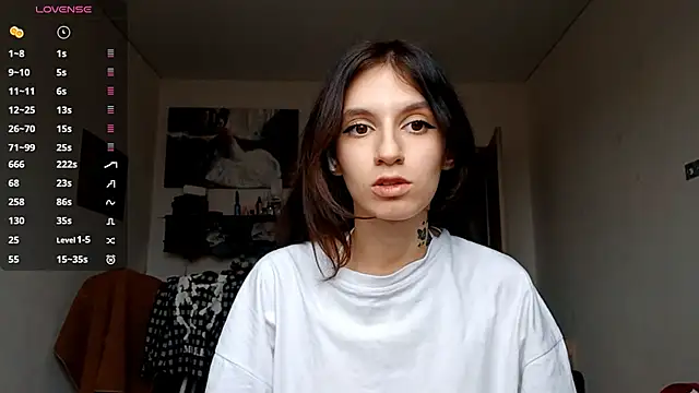 KennaElse online show from December 3, 7:05 am