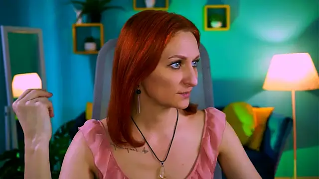 DianaTorrens online show from February 27, 8:36 am