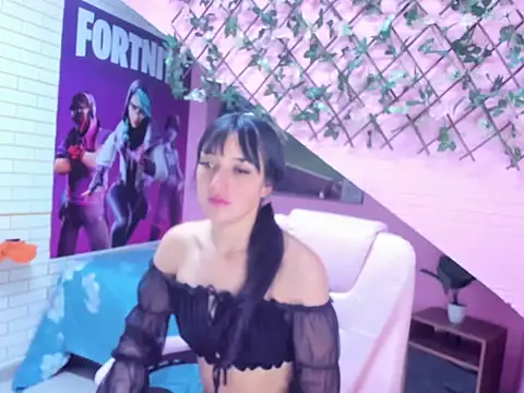 maiaratutti303av online show from November 21, 3:22 pm