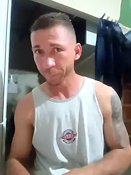 RobertoLuiz84 online show from February 6, 1:43 am