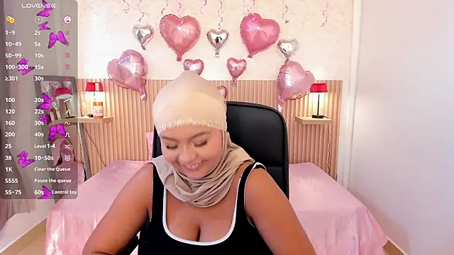 jasmyne anbar online show from February 21, 9:05 pm