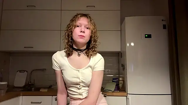 ElfriedaZwack online show from January 6, 2:54 pm