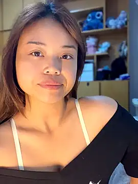 Toffee-00 online show from June 12, 11:42 am
