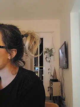 KnotBabe online show from November 26, 4:35 am