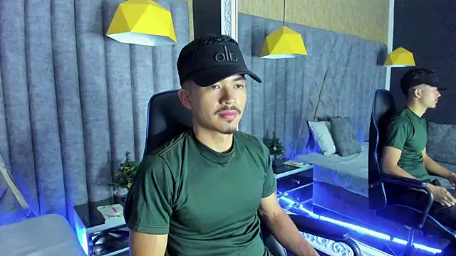 NicolaiKarav online show from December 14, 12:43 pm