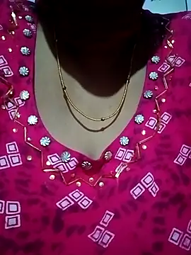 Pariraja hot online show from November 29, 4:43 pm