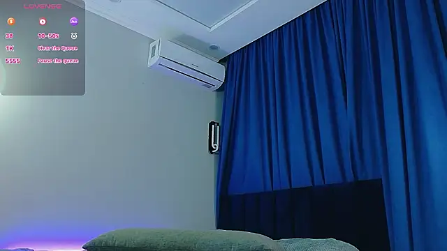 Lina lust  online show from February 23, 11:35 pm