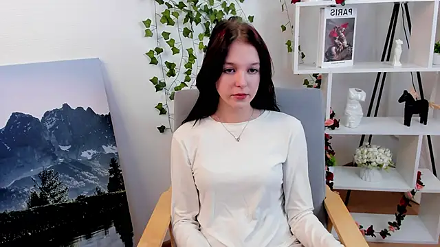 EnaAltomare online show from November 22, 8:02 am