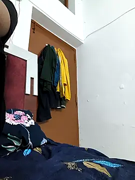 Snapshot of paro22_sex chatting on April 9, 4:56 pm paro22 sex online show from April 9, 4:56 pm