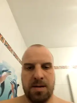 Snapshot of Phoenix2310 chatting on January 19, 6:17 am Phoenix2310 online show from January 19, 6:17 am