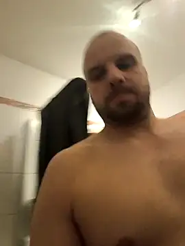 Snapshot of Phoenix2310 chatting on February 8, 4:54 pm Phoenix2310 online show from February 8, 4:54 pm