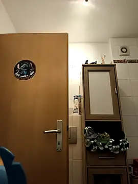 Snapshot of Phoenix2310 chatting on March 9, 10:25 pm Phoenix2310 online show from March 9, 10:25 pm