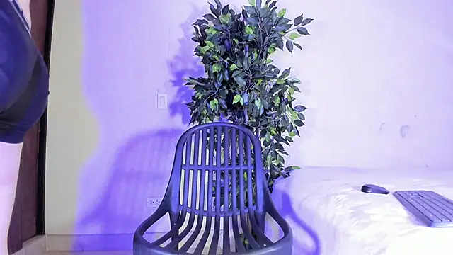 Ryan Wade  online show from November 24, 12:05 pm