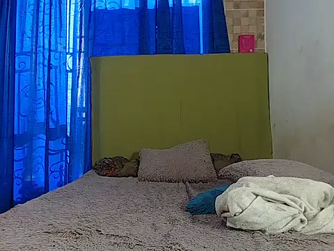 negra22xm online show from November 22, 8:08 pm