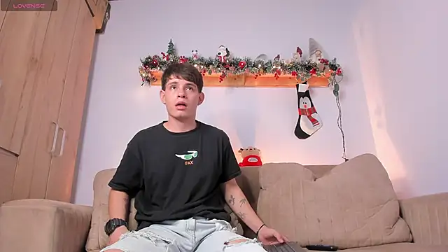 steveen universe28 online show from November 27, 12:24 am