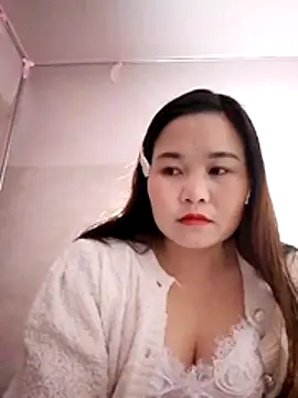 One-two22 online show from December 3, 12:25 pm