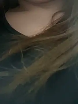 Snapshot of Xiaomili8 chatting on January 6, 5:22 am Xiaomili8 online show from January 6, 5:22 am