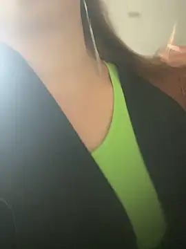 Snapshot of Xiaomili8 chatting on March 21, 7:13 am Xiaomili8 online show from March 21, 7:13 am