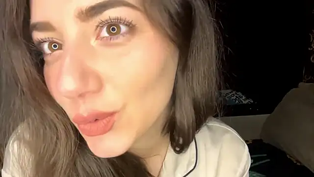 LorrineHayslett online show from November 25, 6:08 pm