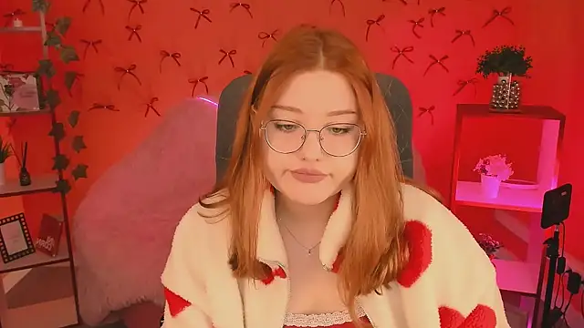 Snapshot of StaceyJensen chatting on November 26, 9:21 am StaceyJensen online show from November 26, 9:21 am