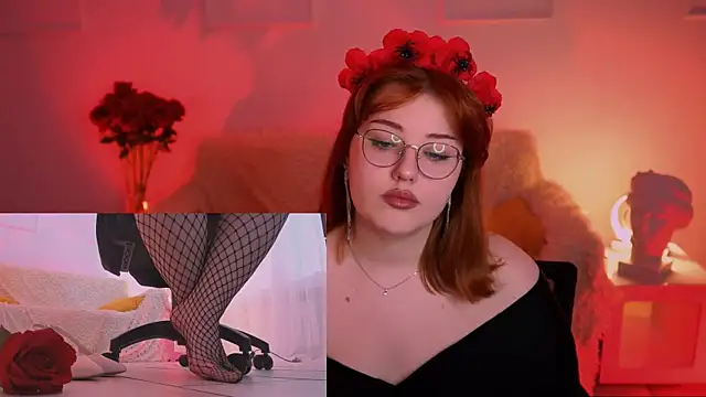 StaceyJensen online show from April 28, 12:32 pm
