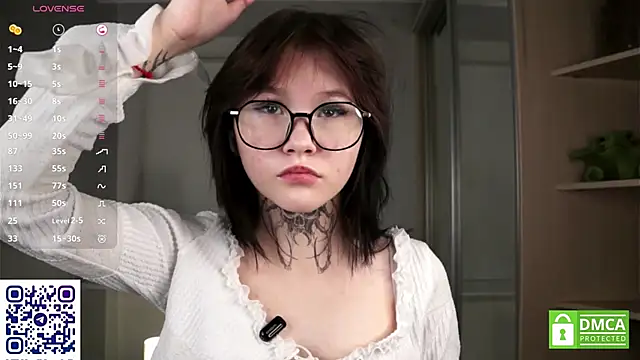 Snapshot of CaroleMyers chatting on November 30, 6:12 pm CaroleMyers online show from November 30, 6:12 pm