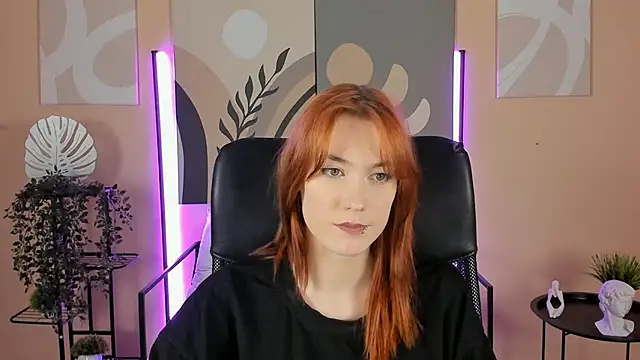 SierraHarper online show from November 29, 12:08 pm