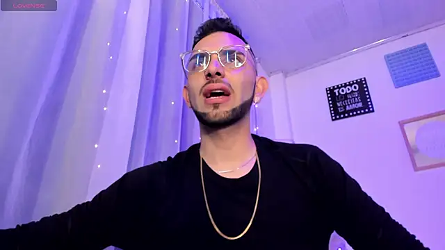 Snapshot of Rayan_ortiz chatting on November 28, 4:59 am Rayan ortiz online show from November 28, 4:59 am