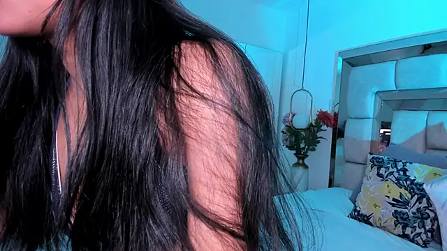 thalia nichols online show from June 24, 5:34 pm