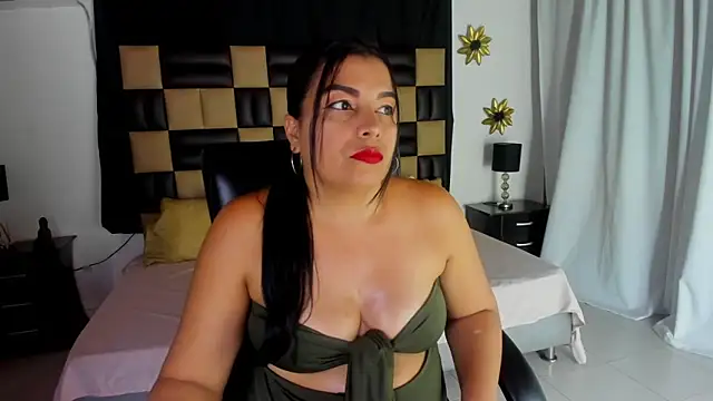 NinaSexxy online show from November 26, 6:20 pm