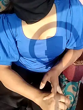 Snapshot of kisme69x chatting on December 22, 8:55 am kisme69x online show from December 22, 8:55 am