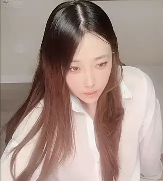 Snapshot of clara-cc chatting on February 4, 12:55 pm clara-cc online show from February 4, 12:55 pm