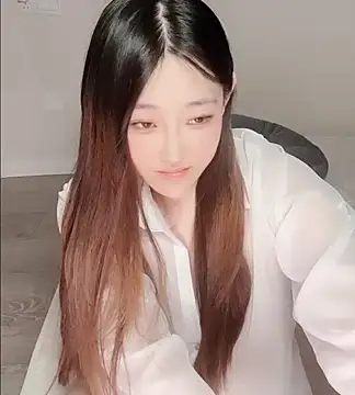 Snapshot of clara-cc chatting on February 10, 1:15 pm clara-cc online show from February 10, 1:15 pm