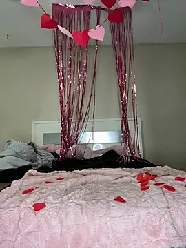 Kiki hammyy online show from February 14, 9:44 pm